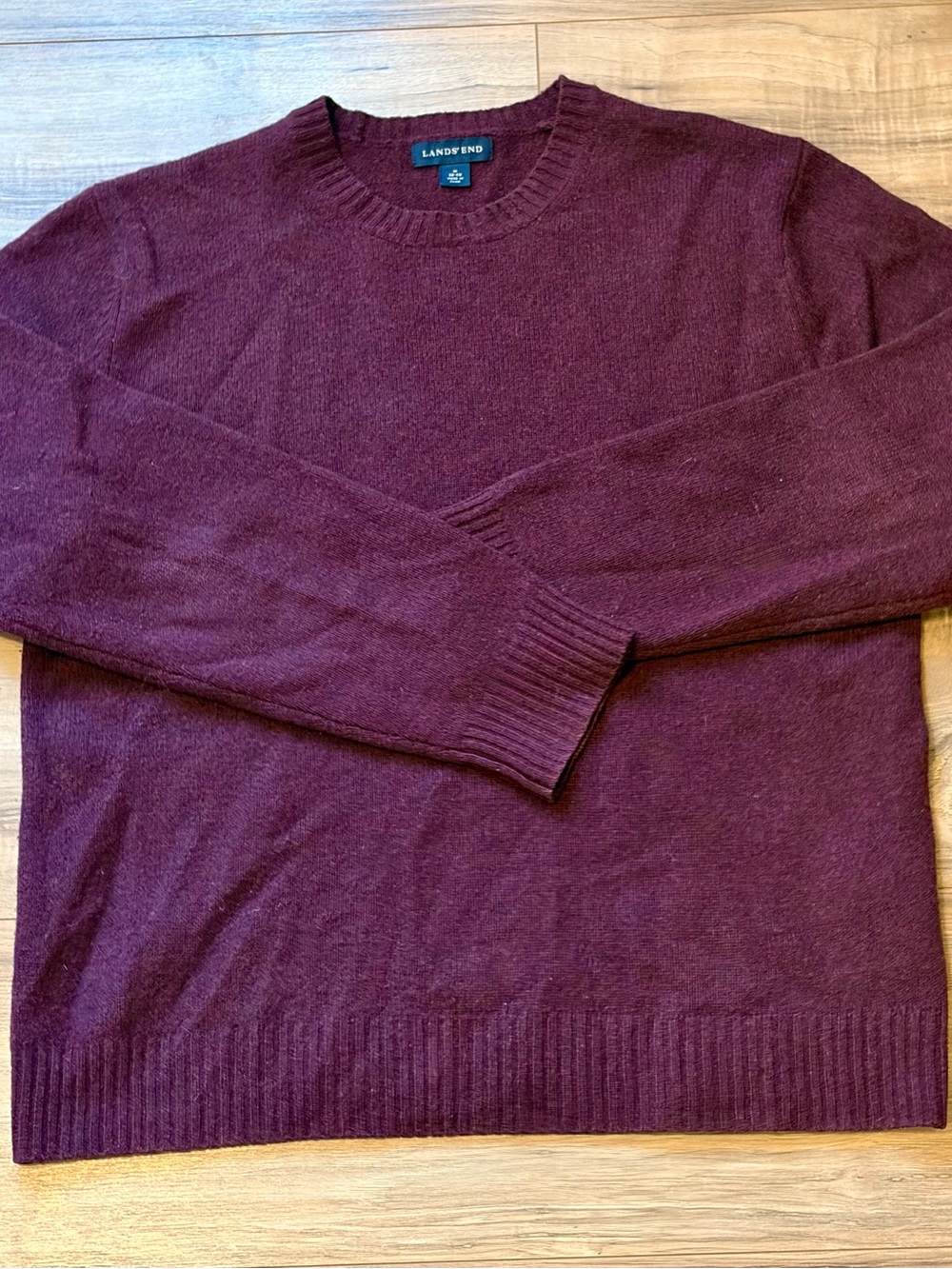 Lands End Fisherman Core 100% lambswool burgundy crew neck sweater